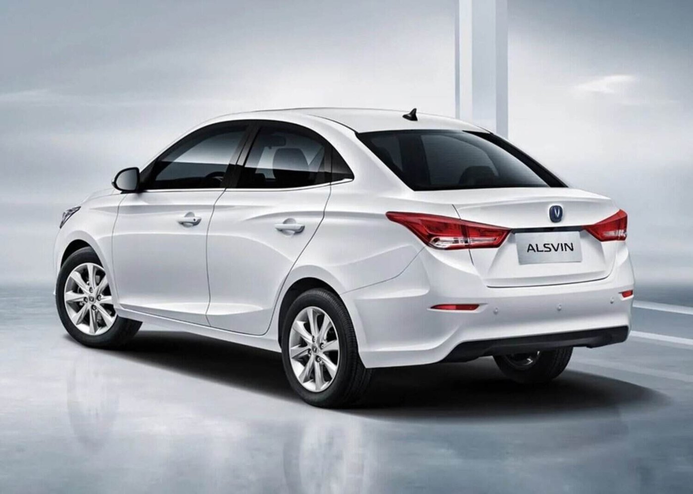 Changan Alsvin (L7)